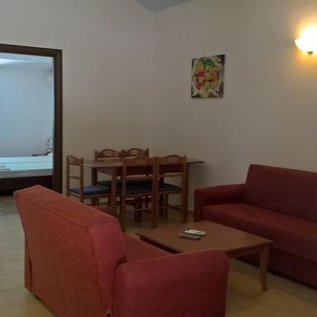 Poseidon Bungalows Ірія Екстер'єр фото