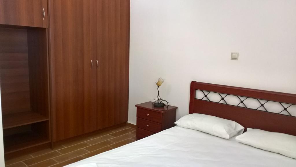 Poseidon Bungalows Ірія Екстер'єр фото