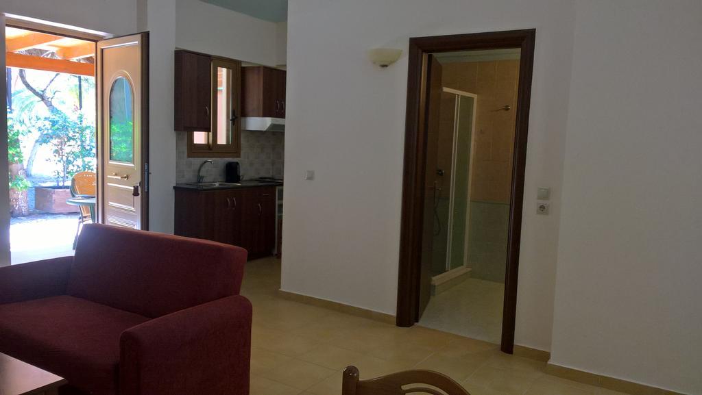 Poseidon Bungalows Ірія Екстер'єр фото